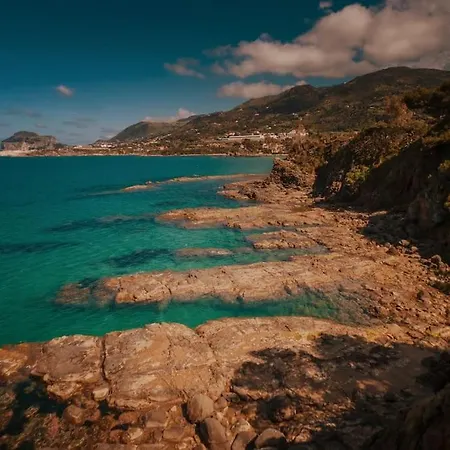 Nyaraló Ortensia Cefalù