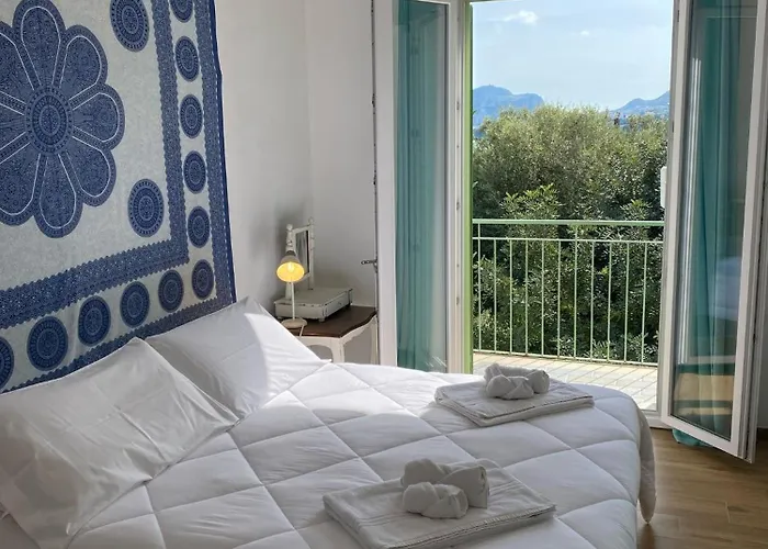 Ortensia Nyaraló Cefalù